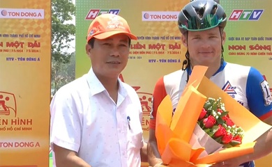 Martin Laas lần thứ 3 thắng chặng cuộc đua xe đạp tranh Cúp Truyền hình TPHCM 2024