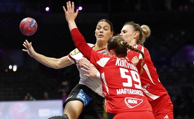 Đan Mạch ngược dòng ngoạn mục giành chiến thắng nhọc nhằn trước Hungary trong trận đấu bóng ném đầy kịch tính