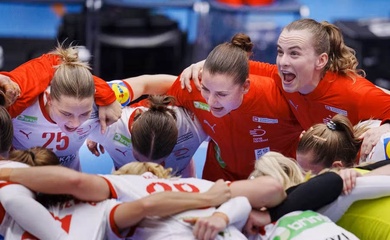 Bóng ném Nữ Thế giới: Thần đồng 21 tuổi "gánh team" giúp Đan Mạch sớm giành vé vào Vòng chính
