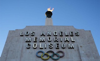 Mới đầu năm 2026, BTC LA28 đã chuẩn bị mở đăng ký mua vé khi thắp sáng ngọn lửa Olympic tại Coliseum