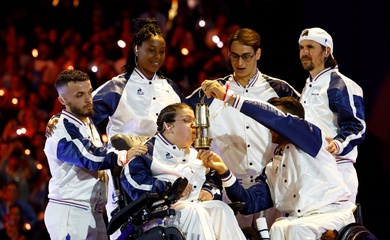 Paris tạm biệt mùa hè thể thao của mình tại lễ bế mạc Paralympic 2024