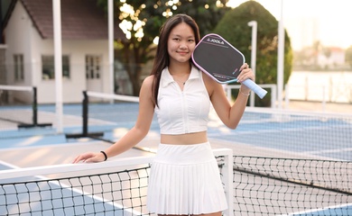 Tay vợt 17 tuổi Jolie Lam tạo ấn tượng từ quần vợt sang pickleball