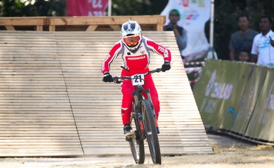 Indonesia giành huy chương vàng thứ 6 tại SEA Games 2025 nhờ tay đua xe đạp Rendy Varera