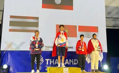 Lào giành huy chương Vàng đầu tiên tại SEA Games 33 nhờ nữ VĐV Bi sắt xuất sắc
