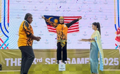 Nur Syafiqah giành huy chương vàng đầu tiên tại SEA Games ở nội dung đơn nữ Pencak Silat