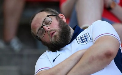 Cổ động viên Anh ngủ ngáy trong trận đấu với Slovenia đã mơ thấy Tam sư vô địch Euro 2024