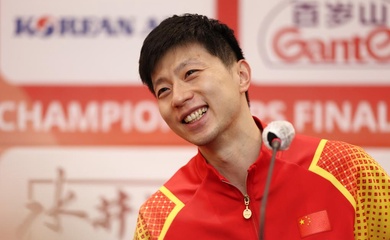 Ma Long trao lại băng đội trưởng, bắt đầu hành trình Tiến sĩ ở tuổi 38