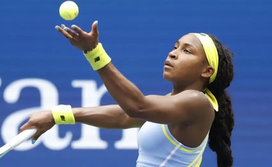 "Thần đồng" quần vợt Mỹ Coco Gauff lại thất vọng về cú giao bóng tại Montreal