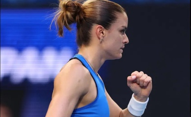 Giải United Cup: Naomi Osaka sa sút phong độ và bị Maria Sakkari hạ ngay trận mở màn mùa quần vợt 2026