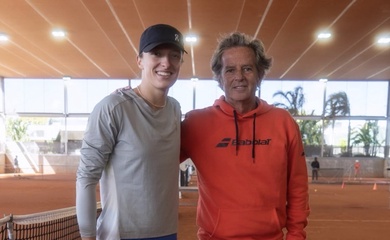 Iga Swiatek bổ nhiệm "cánh tay phải" của Rafael Nadal: Chiến lược thống trị mặt sân quần vợt đất nện