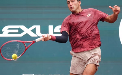 Chung kết quần vợt ATP Houston 2026: Tommy Paul đối đầu "hậu duệ" nhà vô địch World Cup 1986