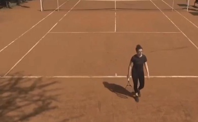 Giải quần vợt quốc tế nhỏ bé ở Kenya bỗng dưng nổi tiếng do trao suất đặc cách cho tay vợt đánh như mới biết chơi