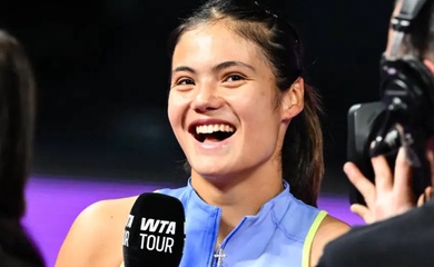 Emma Raducanu gây sốt: Chấm dứt 5 năm chờ đợi để lần đầu lọt vào chung kết quần vợt WTA