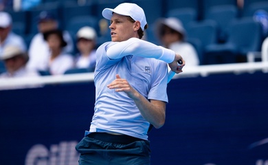 Jannik Sinner khuất phục Shapovalov tại quần vợt Indian Wells 2026: Bản lĩnh của "Cỗ máy chiến thắng" thế hệ mới