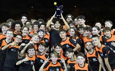 Tay vợt gốc Việt Learner Tien lần đầu vô địch ATP Moselle Open 2025 ở tuổi 19 khi hạ cựu top 10 quần vợt thế giới