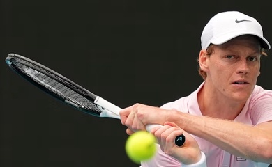 Jannik Sinner giải mã Carlos Alcaraz sau chung kết quần vợt Monte Carlo: Khi bại tướng trở nên đáng sợ hơn bao giờ hết