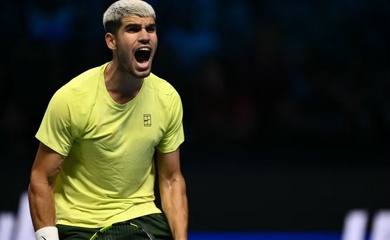 Alcaraz đánh bại Musetti tại giải quần vợt ATP Finals, chính thức trở thành số 1 đơn nam thế giới cuối năm 2025