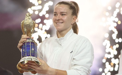 Muchova đăng quang tại giải quần vợt Qatar Open: Bài học về sự kiên nhẫn trong kinh doanh thể thao