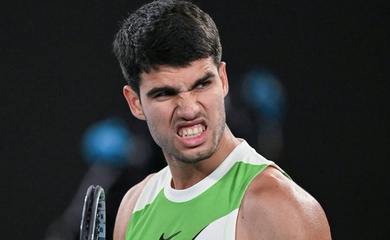 Alcaraz khởi đầu hành trình chinh phục quần vợt Grand Slam sự nghiệp bằng chiến thắng không dễ dàng