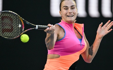 Aryna Sabalenka dễ dàng vượt qua tay vợt đấu vòng loại Zhuoxuan Bai tại để vào vòng 3 giải quần vợt Úc mở rộng