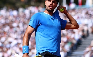 Roland Garros 2026: Carlos Alcaraz rút lui và bài toán điểm rơi phong độ trong kỷ nguyên quần vợt mới