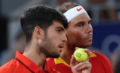 Huyền thoại quần vợt Rafael Nadal lên tiếng về tin đồn dẫn dắt Carlos Alcaraz sau cú sốc "trảm tướng"