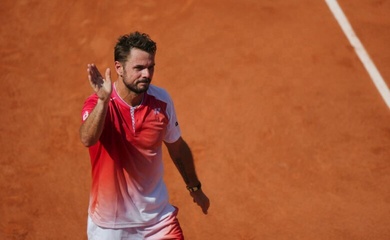 Stan Wawrinka chia tay giải quần vợt Roland Garros sau trận đấu đầy cảm xúc