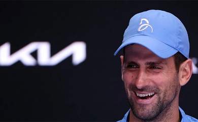 Kết quả tennis mới nhất 26/1: Djokovic tiết lộ về chấn thương cùng chai nước bí ẩn