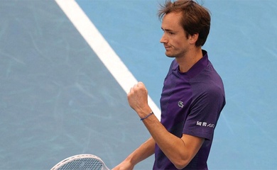 Medvedev giành chiến thắng dễ dàng trong trận mở màn mùa quần vợt 2026 tại giải Brisbane International