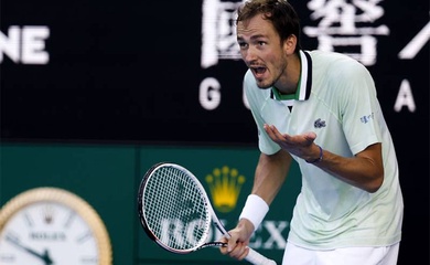 Kết quả tennis Australian Open mới nhất 24/1: Medvedev vượt qua ức chế trở lại tứ kết