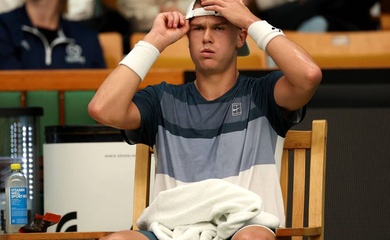 Holger Rune rút lui khỏi các giải quần vợt Roland Garros và Hamburg Open do tái phát chấn thương