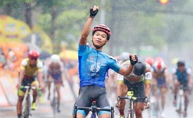 Cua-rơ 20 tuổi lần đầu thắng chặng tại giải xe đạp Cúp Truyền hình 2022