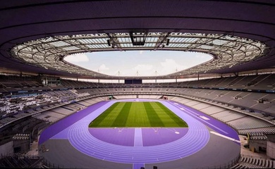 70 ngày trước khi khai màn môn điền kinh Olympic Paris 2024, sân Stade de France đã nhuộm tím
