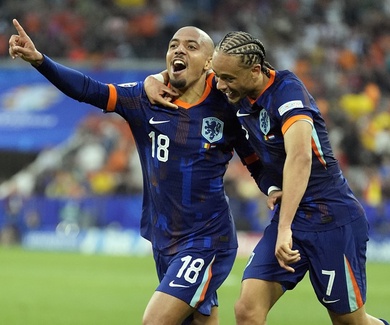 Đội tuyển Hà Lan trở lại đỉnh cao châu Âu sau 16 năm
