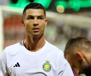 Ronaldo sút hỏng phạt đền ở phút 96 và Al Nassr bị loại