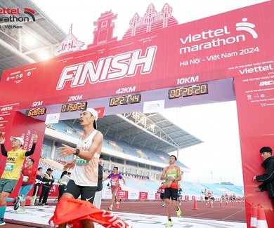 Hoàng Nguyên Thanh hẹn tái đấu Nguyễn Văn Lai sau "cuộc đua 1 giây kịch tính" ở Viettel Marathon 2024 chặng Việt Nam