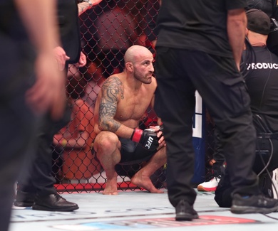 Alexander Volkanovski thừa nhận hối tiếc khi đấu Ilia Topuria quá sớm