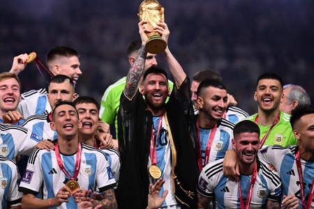 FIFA chúc mừng tuyển Argentina kỷ niệm 1 năm đứng đầu bảng xếp hạng