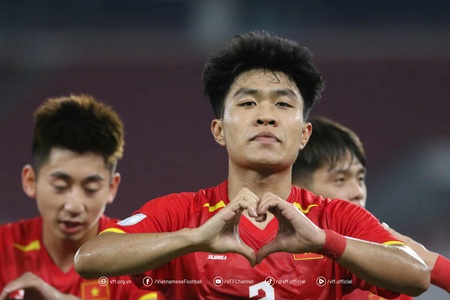 Hậu vệ U23 Việt Nam ghi bàn giỏi hơn cả tiền đạo: HLV Kim Sang Sik mừng hay lo?