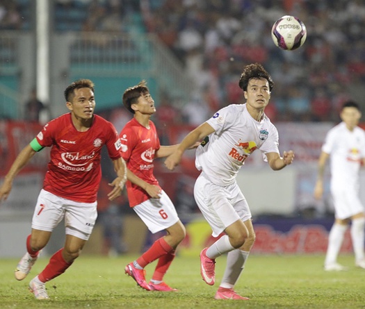 Vòng 13 hoãn vì COVID-19, các CLB V.League phản ứng ra sao?