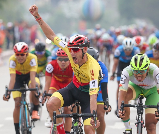 Tay đua Javier Sarda Perez nhất chặng 3 giải xe đạp Cúp Truyền hình HTV 2021