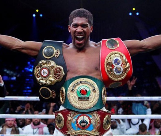 Anthony Joshua bị trêu chọc vì clip đánh chậm 'như rùa bò'