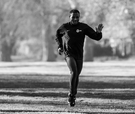“Thế giới chia đôi” sau quyết định rút khỏi London Marathon 2020 của Kenenisa Bekele