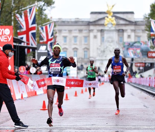 Toàn cảnh London Marathon 2020: Một cuộc thi chạy kỳ lạ