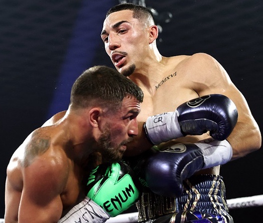 Khán giả phẫn nộ vì bảng điểm Vasyl Lomachenko vs Teofimo Lopez