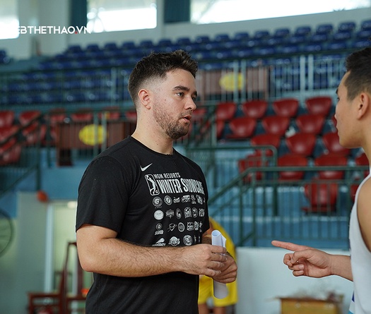 HLV Ryan Marchand: Đây là Nha Trang Dolphins tôi muốn thấy