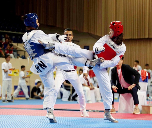 Giải Taekwondo CLB toàn quốc vượt tâm bão hướng về miền Trung