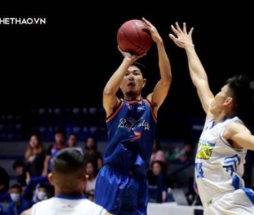 Hanoi Buffaloes thắng trận thứ 10 liên tiếp trước Hochiminh City Wings