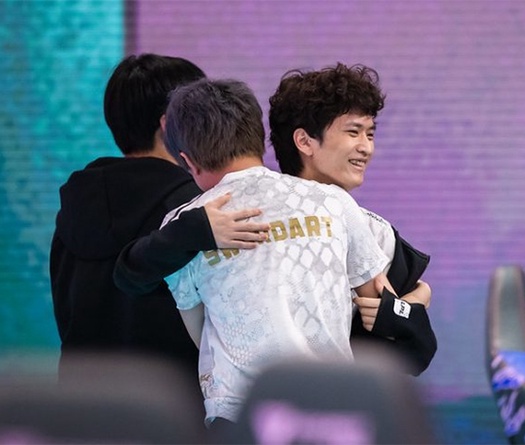 SwordArt – Huanfeng: Cặp đôi hoàn hảo của Suning tại CKTG 2020