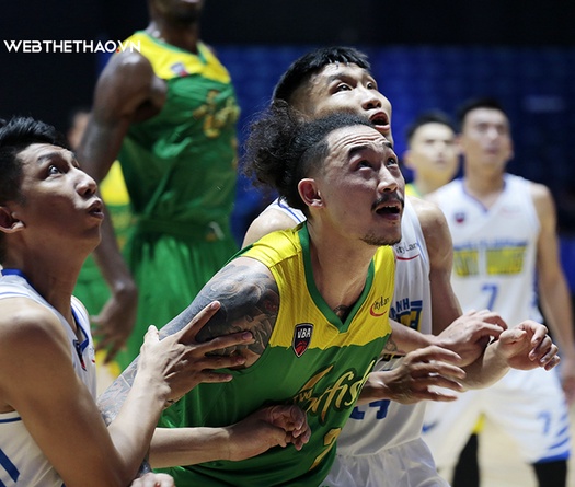 Cantho Catfish mắc chuỗi sai lầm nghiêm trọng, City Wings kiên cường ngắt mạch thua